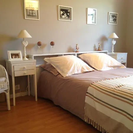 בית נופש La Maison Des Bleuets *