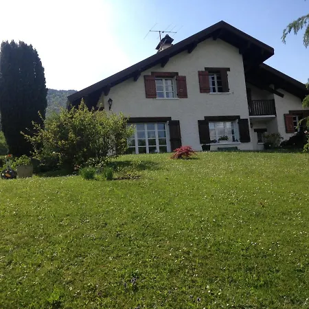 La Maison Des Bleuets Holiday home *