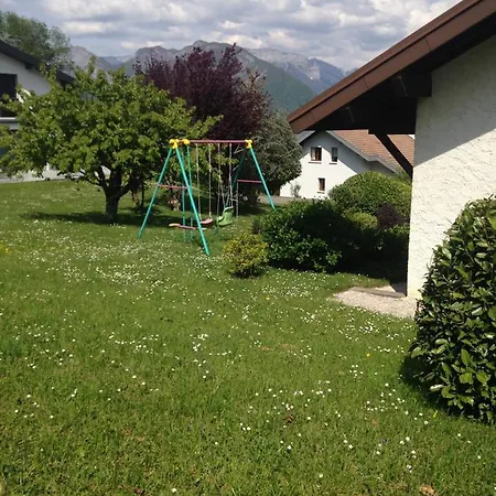 La Maison Des Bleuets *